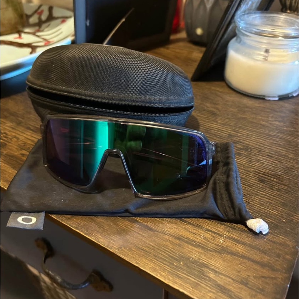 Oakley sutro Sunglasses